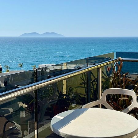Spectacular Seaview Apartment Vlore Exterior photo